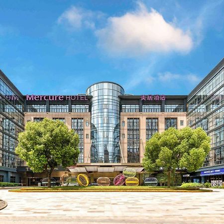 Mercure Shanghai Hongqiao Soho Hotel Exterior photo