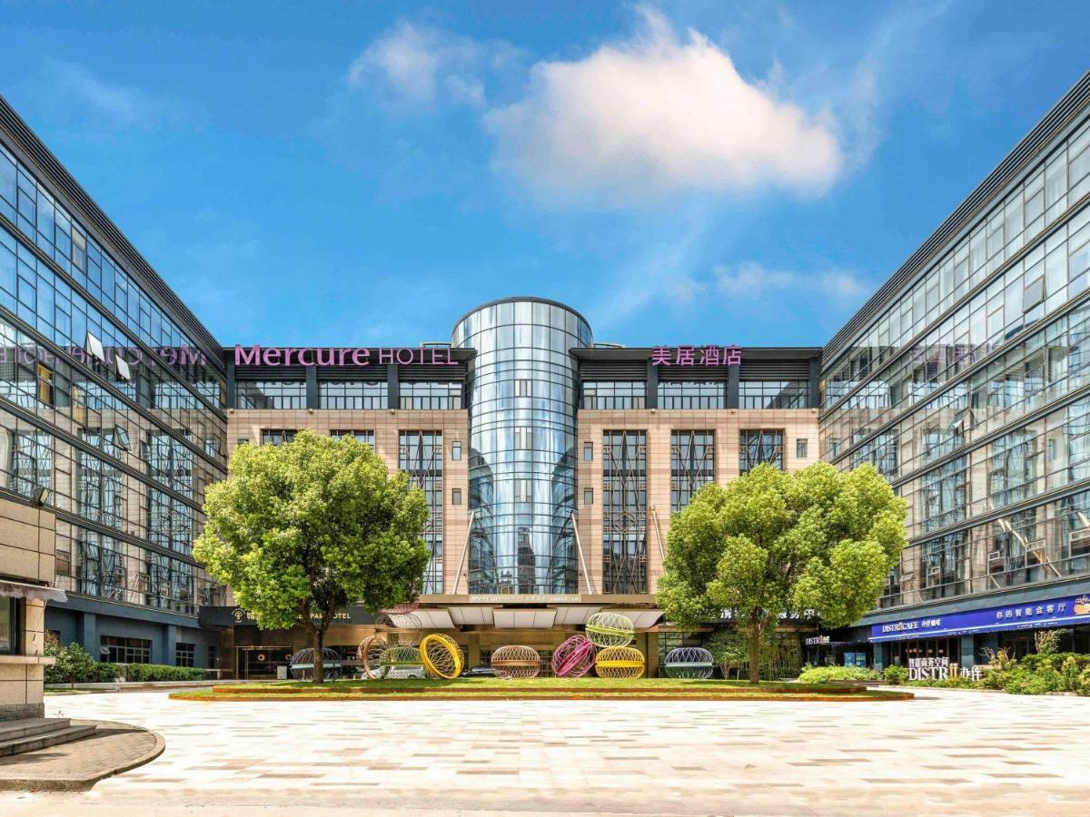 Mercure Shanghai Hongqiao Soho Hotel Exterior photo